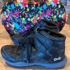 Nfinity midnite beast mid top black 6.5